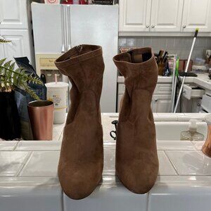 Steve Madden camel suede booties